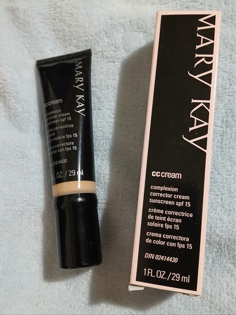 Mary Kay® CC Cream Complexion Corrector Sunscreen SPF 15 Light To Medium